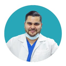 Dentist Roberto Zamudio