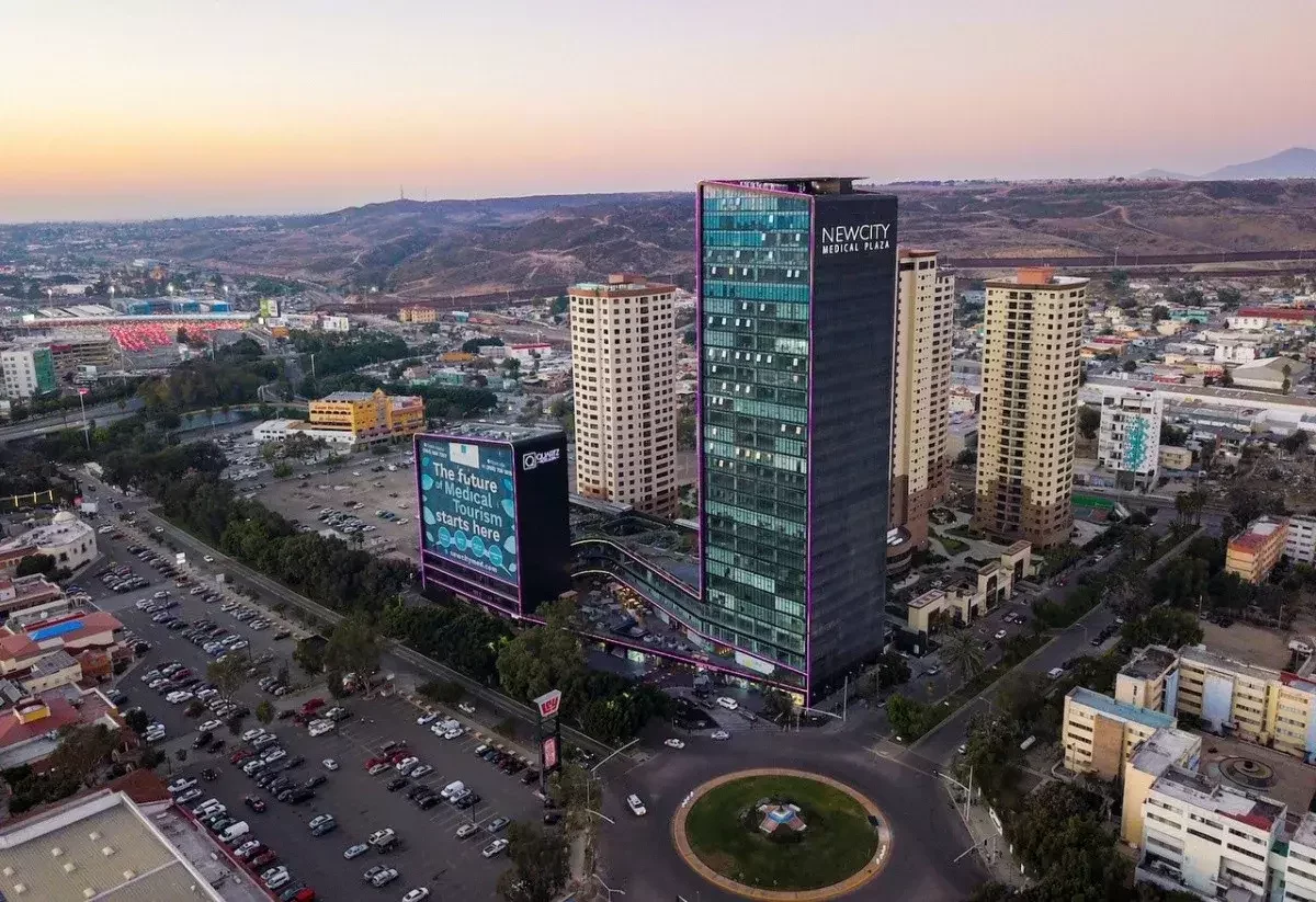 Dental Implant or Bridge: What’s the best way to replace a missing tooth?